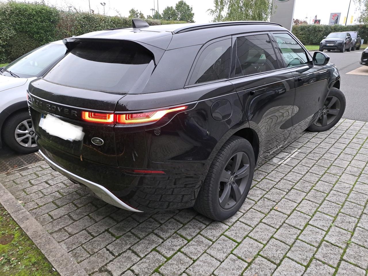 Range Rover VELAR 2.0D R-Dynamic S TETTO/BLACK2021