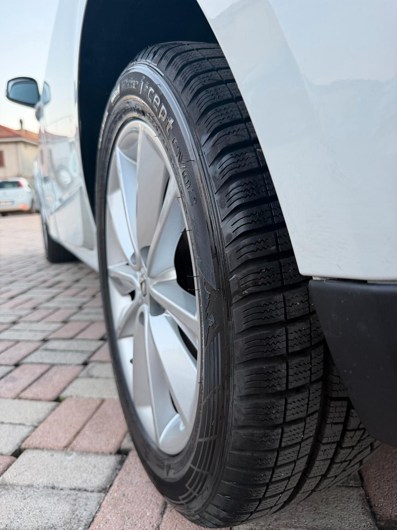 Scénic 2.0 dCi 150CV Proactive Luxe (automatica)