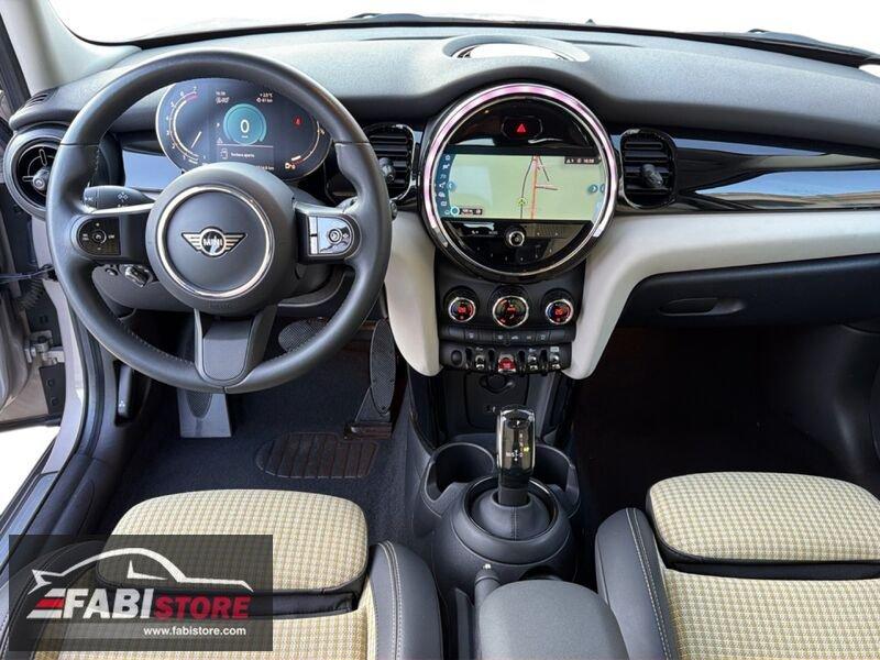 MINI Mini 5 porte 1.5 Cooper 136 Cv 5 porte Yours Autom. - LED, Navi, Keyless ecc