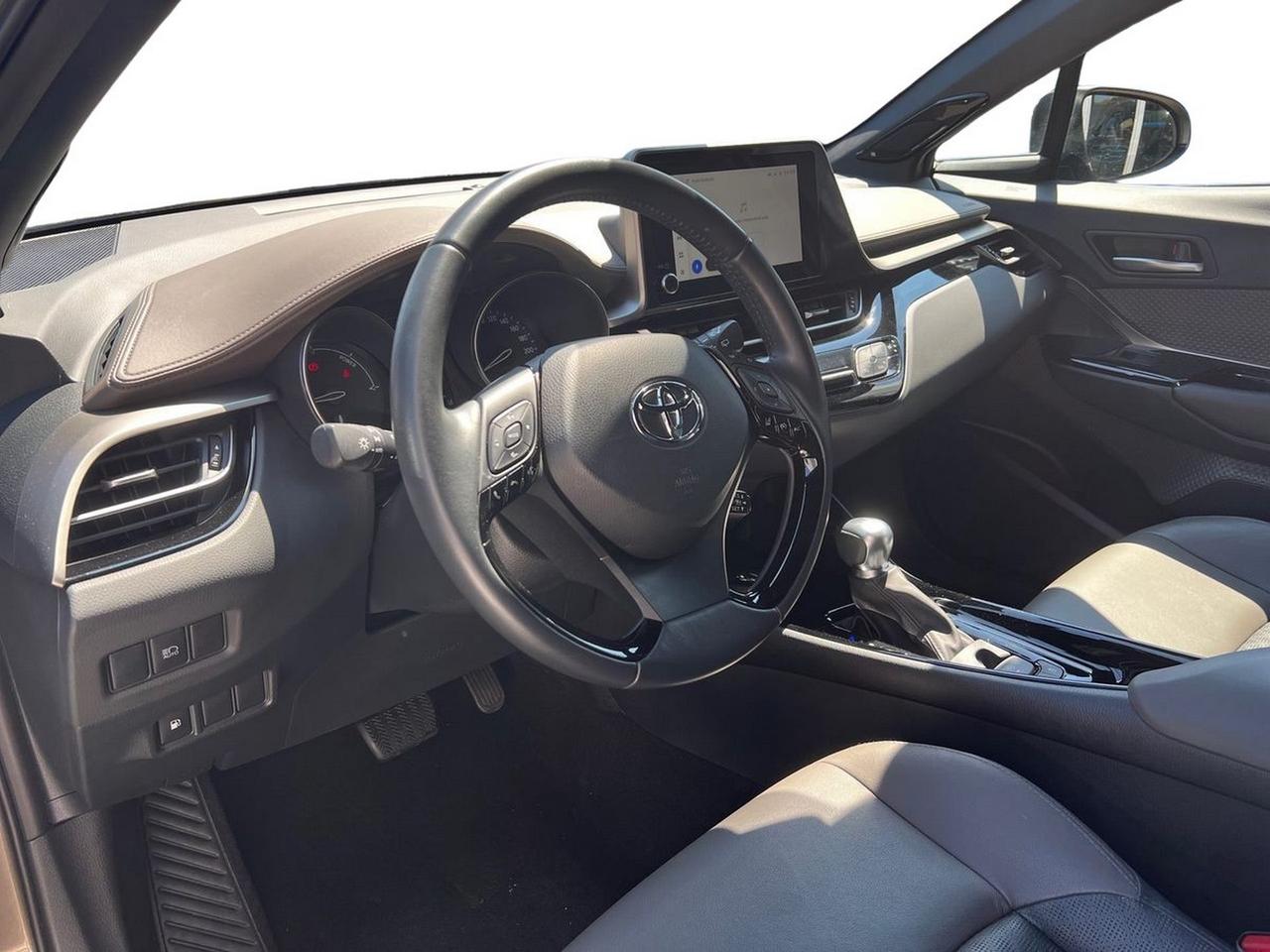 TOYOTA C-HR 1.8h Lounge e-cvt