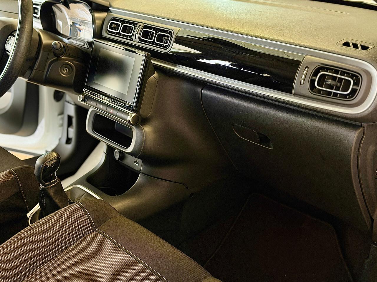 CITROEN New C3 Shine - PureTech 83cv E6D