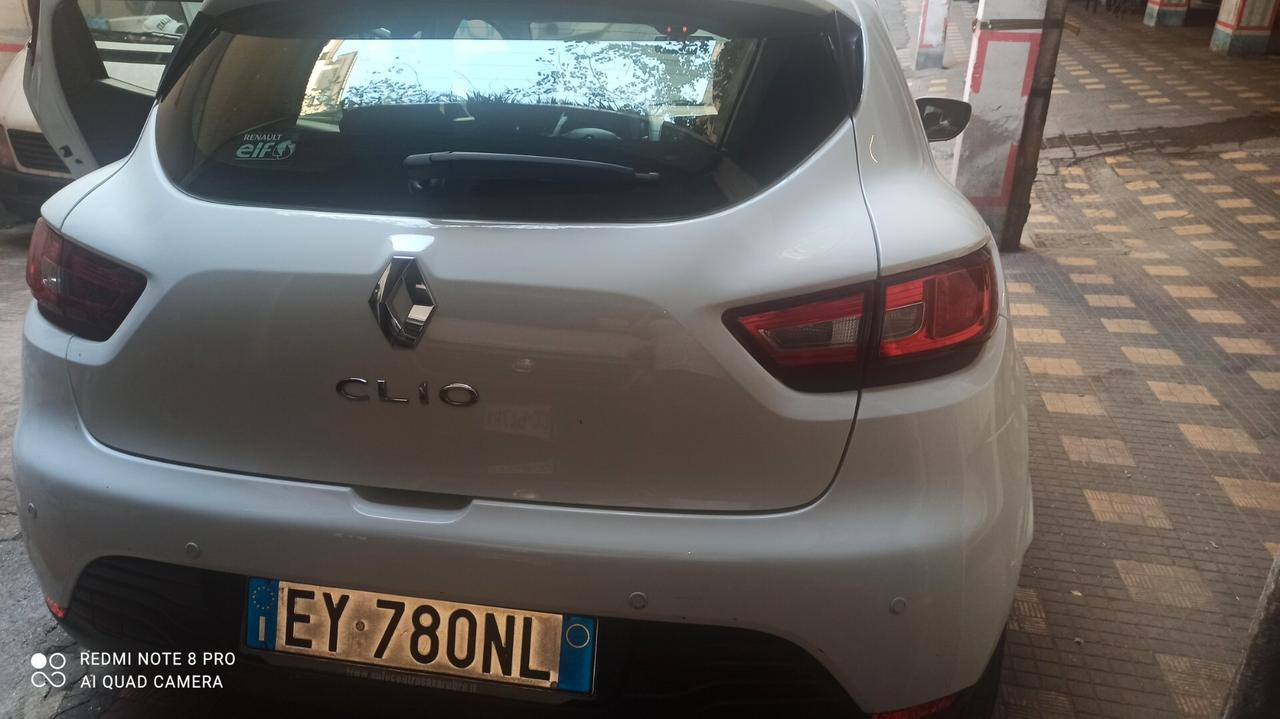 Renault Clio 1.2 75CV GPL 5 porte Costume National