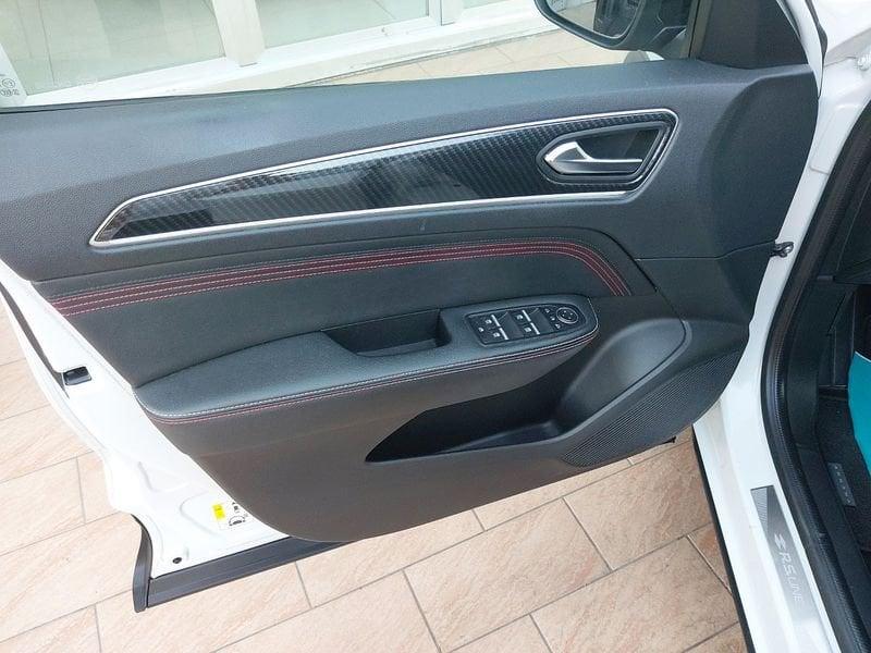 Renault Arkana E-Tech 1.6 Hybrid E-TECH 145 R.S. LINE