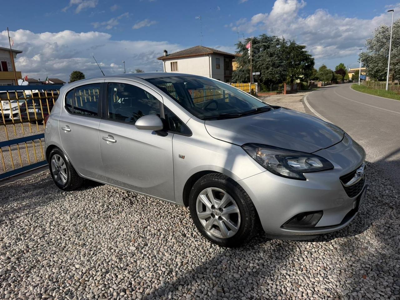 Opel Corsa 1.4 90CV GPL Tech 5 porte b-Color