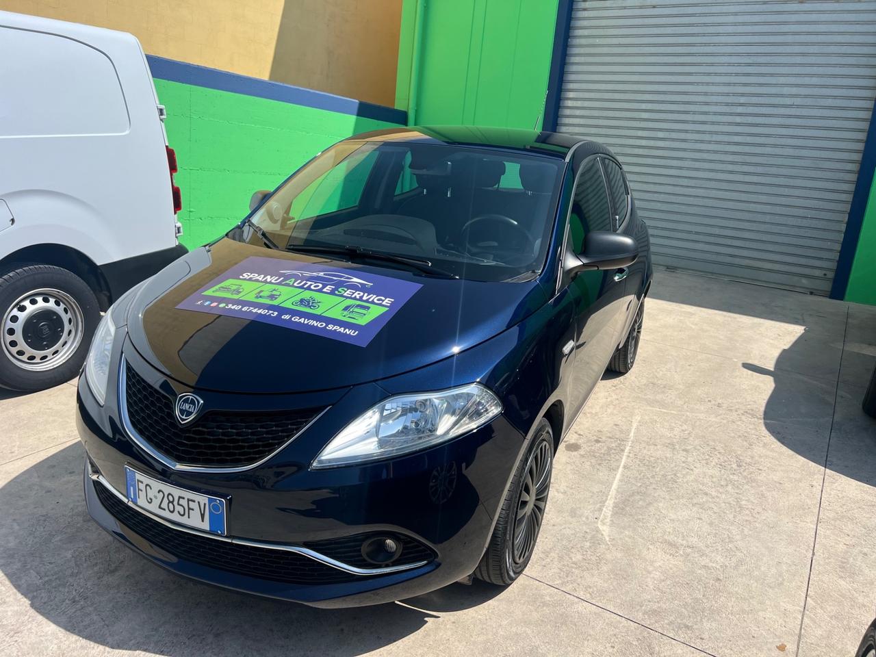 Lancia Ypsilon 1.2 69 CV 5 porte S&S Gold