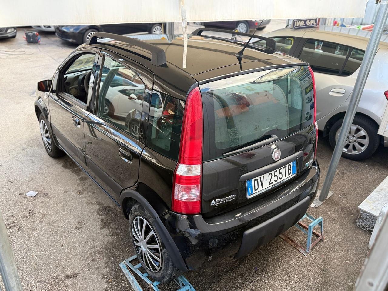 Fiat Panda Climbing 1.2 Benzina/Metano, anno 2010