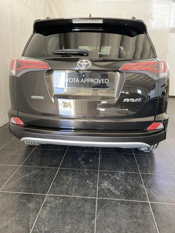 Toyota RAV4 Rav4 2.0 d-4d Lounge 2wd mt my17