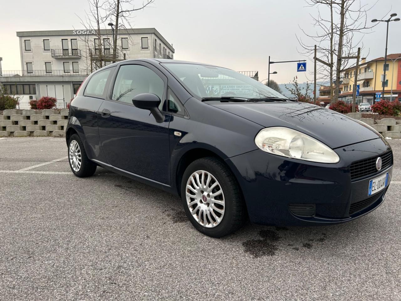 Fiat Punto 1.4 3 porte (GPL 2032) ok neopatentati