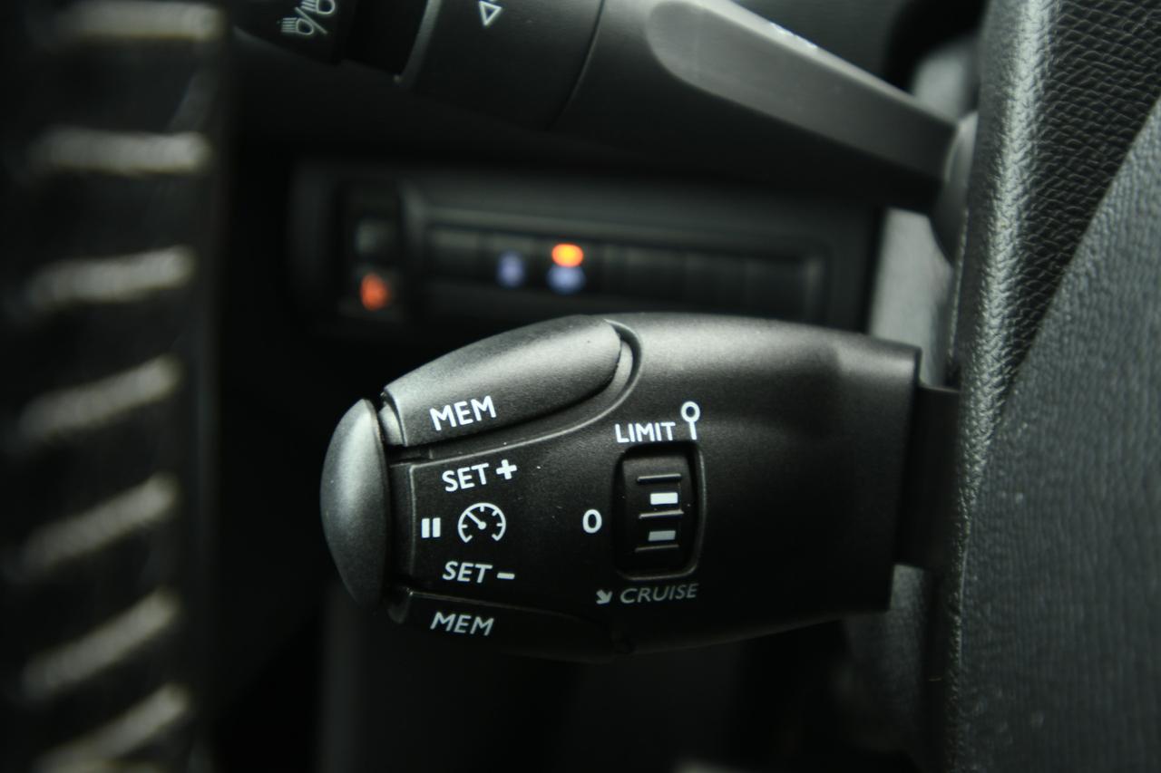 PEUGEOT 308 SW 1.2 puretech t Allure s&s 130cv CAMERA+NEOPATENTATI