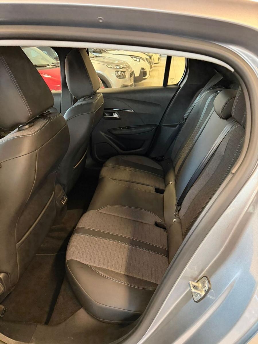 PEUGEOT - 208 / e-208