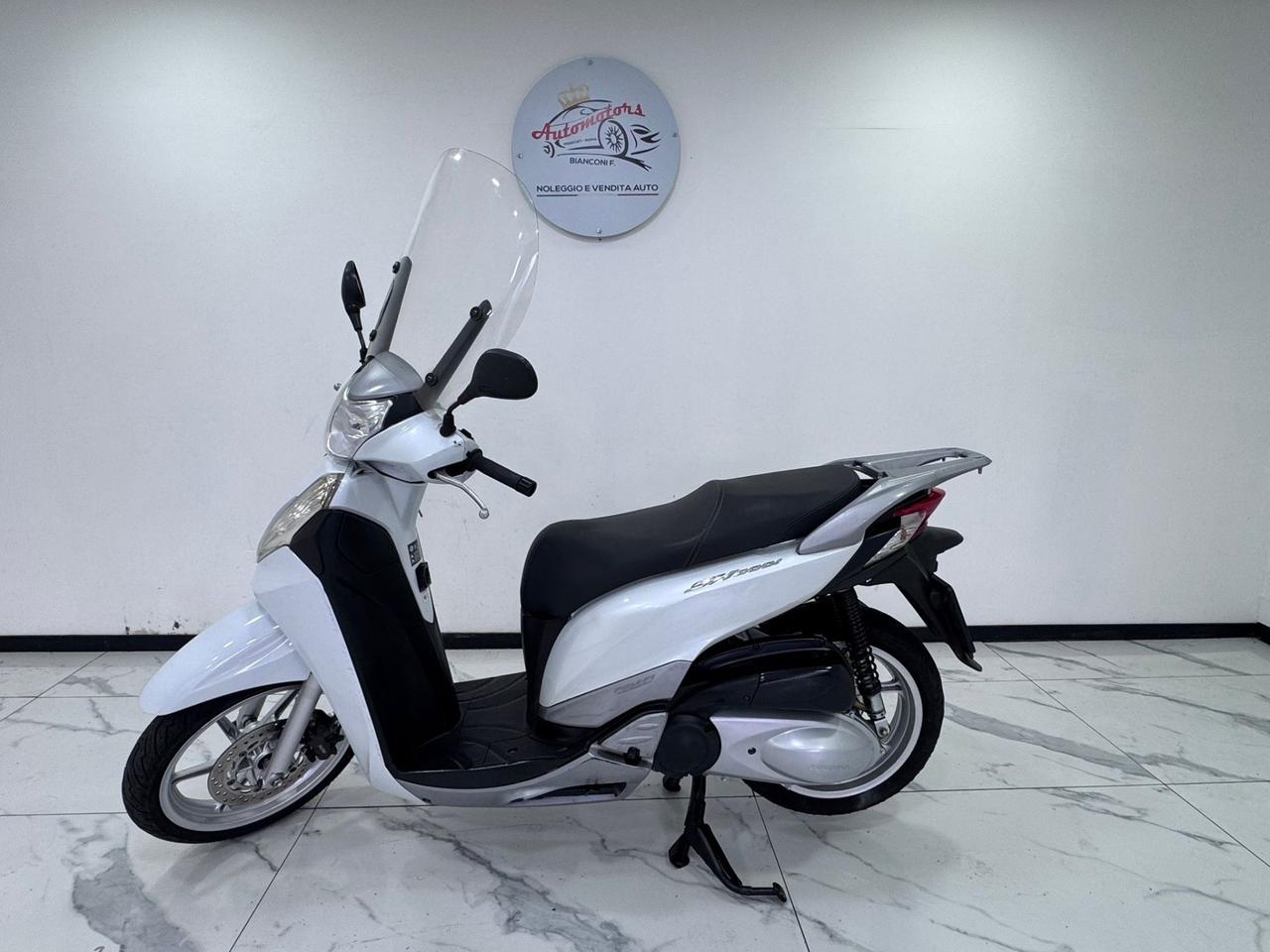 Honda SH 300 ABS-TAGLIANDATO E REVISIONATO-2015