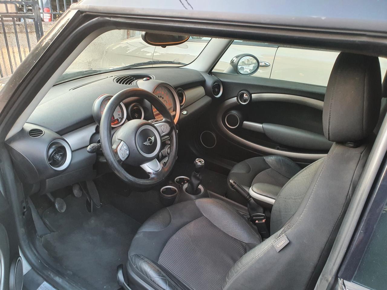 Mini Cooper D Clubman 1.6 110 cv