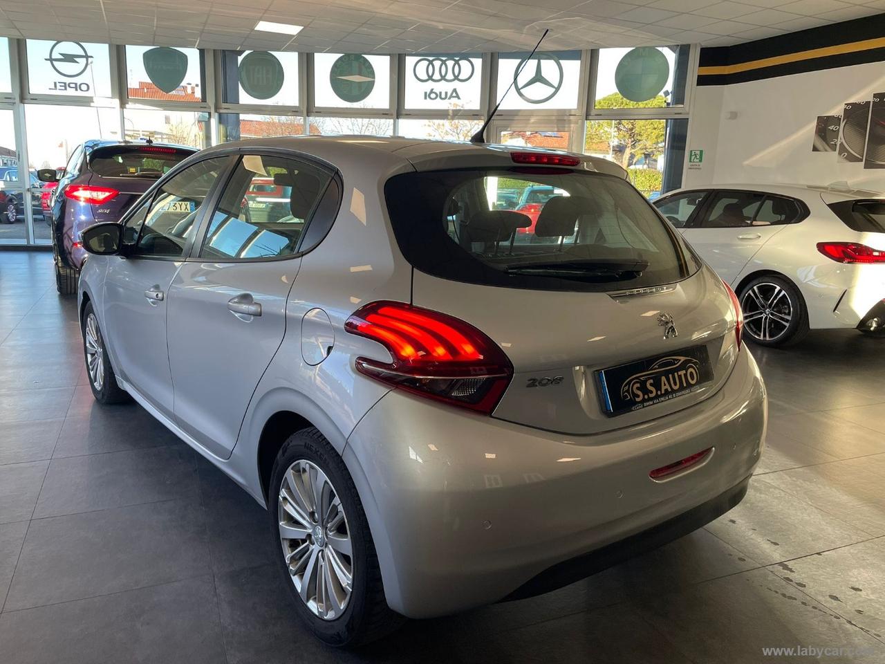 PEUGEOT 208 BlueHDi 75 5p. Allure