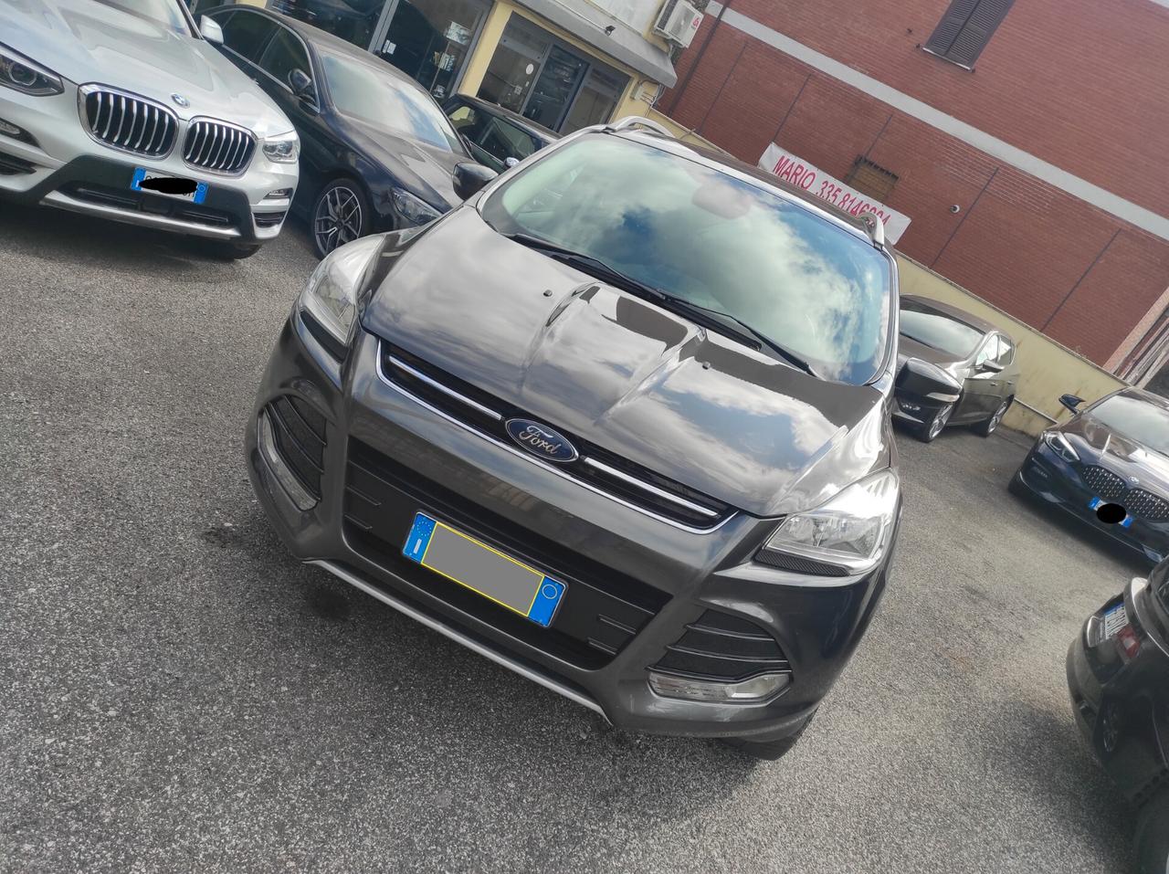 Ford Kuga 2.0 TDCI 150 CV S&S 4WD Powershift Titanium