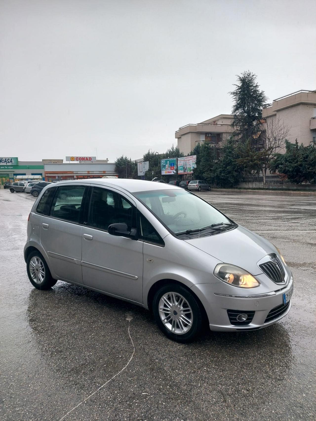 Lancia MUSA 1.3 Mjt 95 CV 5th Avenue 2012