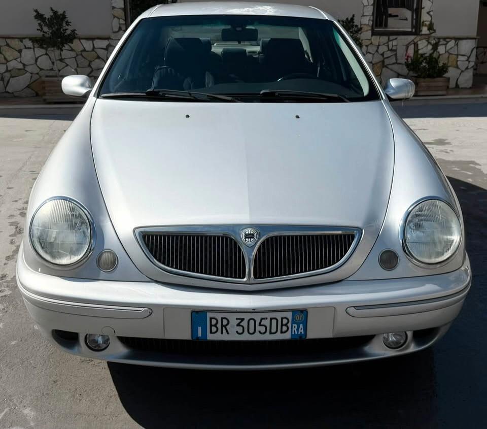 Lancia Lybra 1.9 JTD cat