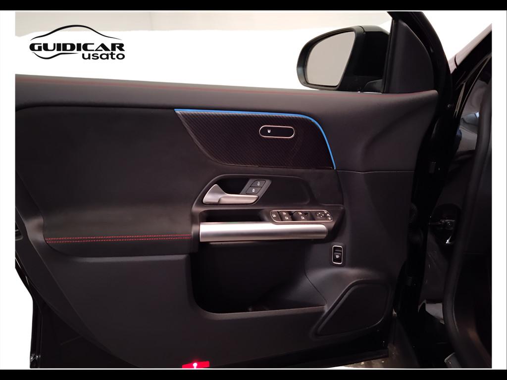 Mercedes-Benz GLA-H247 2023 - GLA 200 d AMG Line Advanced Plus auto