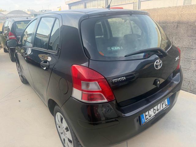 TOYOTA Yaris 1.0 5p Now BENZINA/GPL senza nessun lavoro da fare