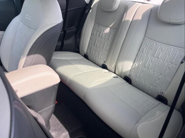 FIAT 500e 3+1 42 kWh La Prima 320 Km autonomia