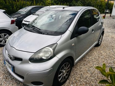 Toyota Aygo 1.0 12V VVT-i 5 porte Now