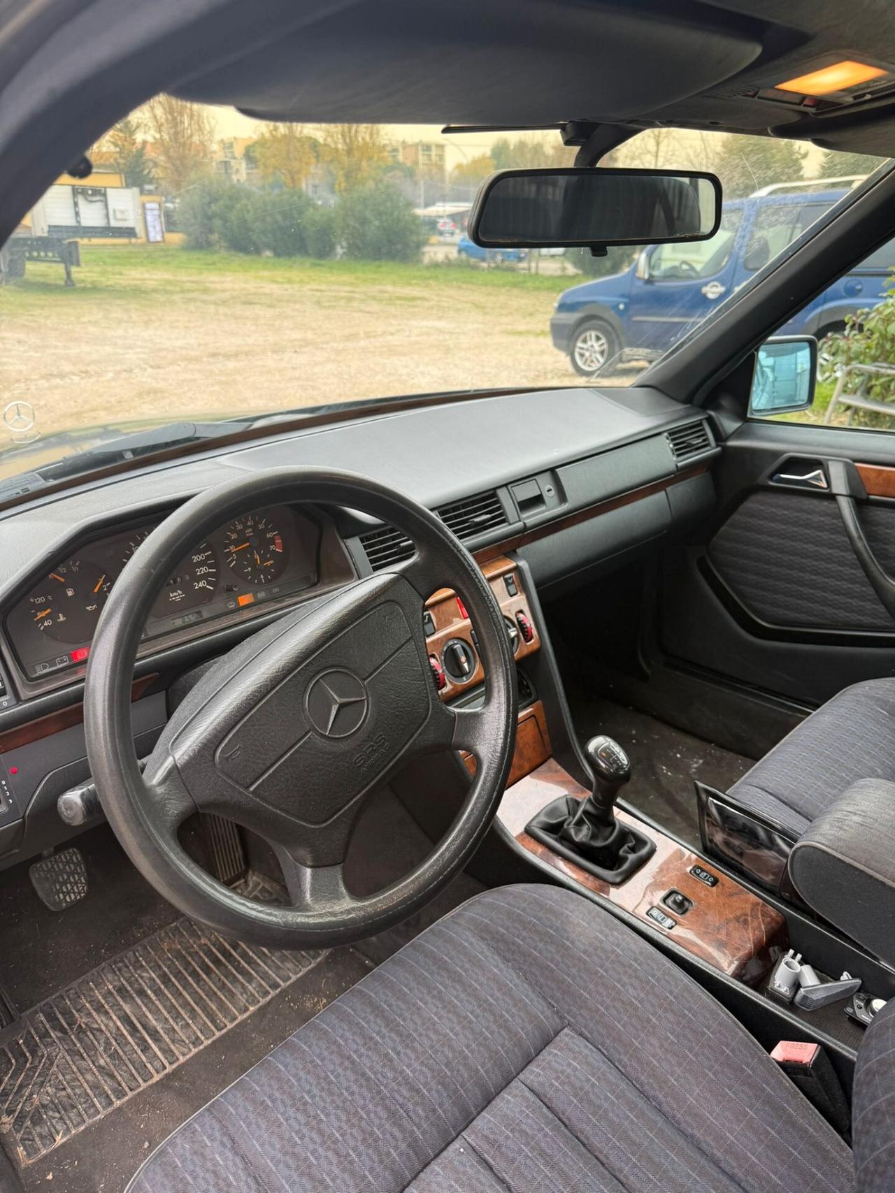Mercedes-benz 200 e 16v gpl