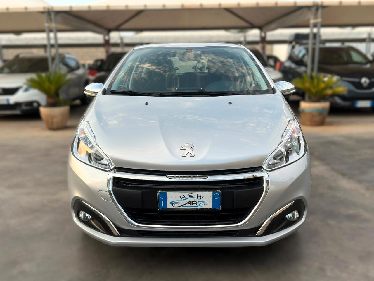 Peugeot 208 1.6 HDi 75 CV 05/2018