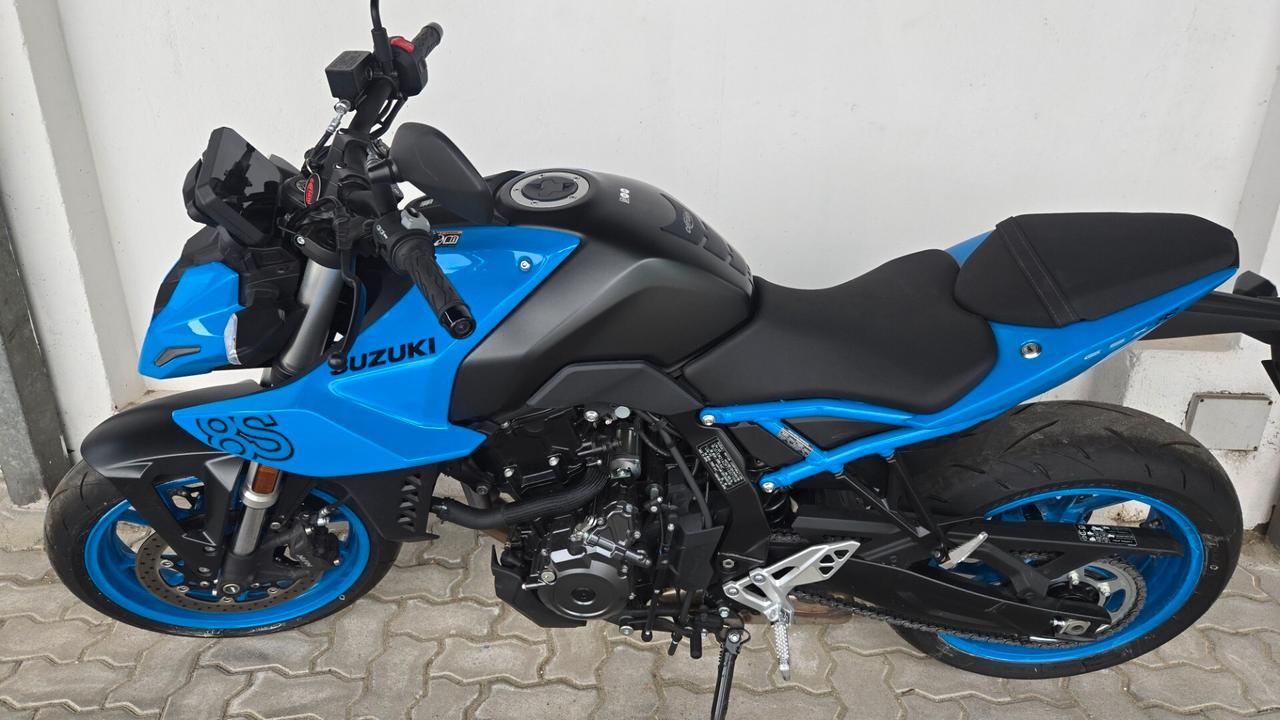 Suzuki GSX-8S X8S DEPOTENZIATA 35 KW ABS EURO 5