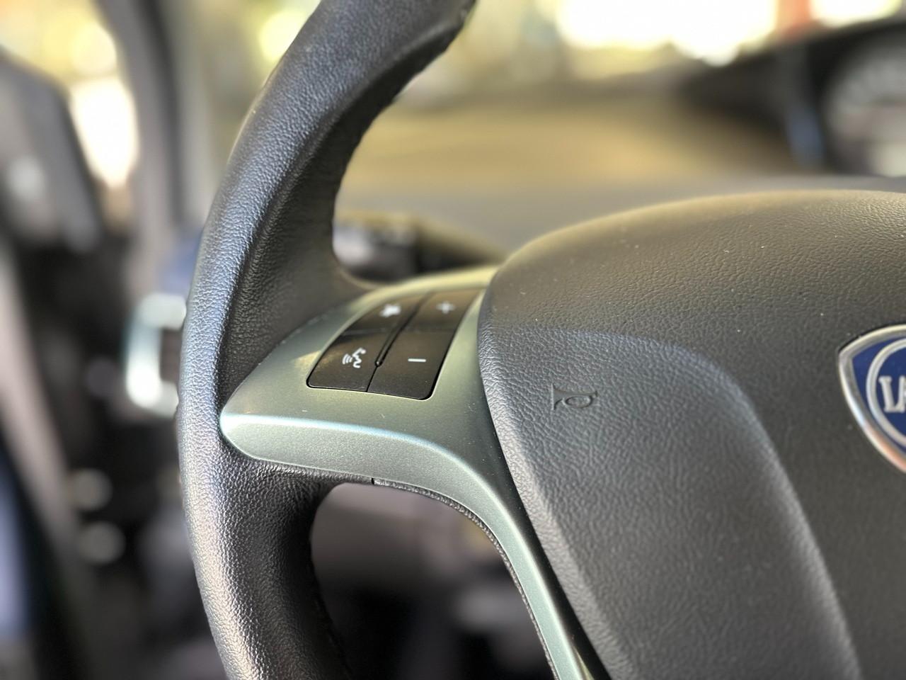 LANCIA Ypsilon III 2021 - Ypsilon 1.0 firefly hybrid Platino s&s 70cv