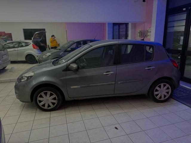 RENAULT Clio 1.2 16V 5 porte Luxe