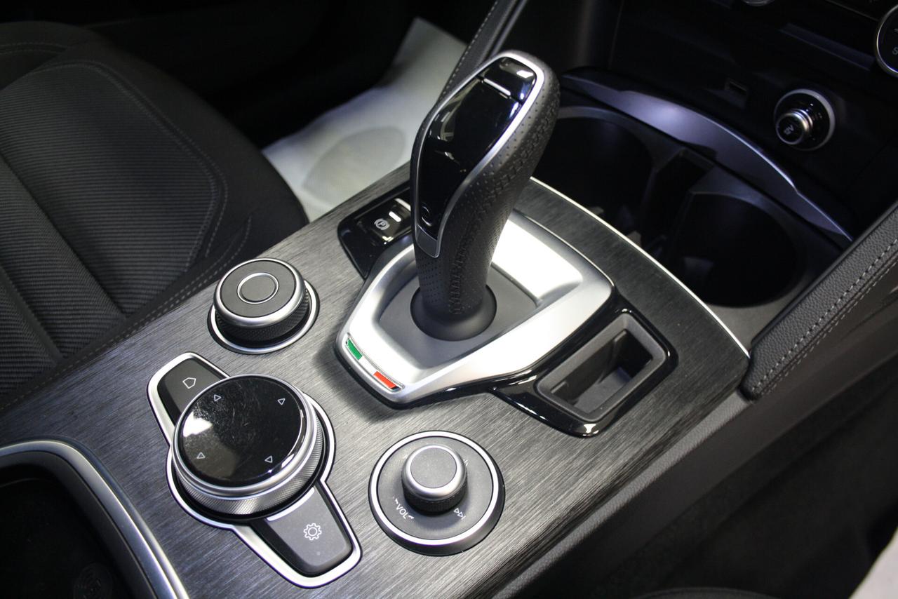 ALFA ROMEO STELVIO 2.2 AT8 160CV SUPER *2022