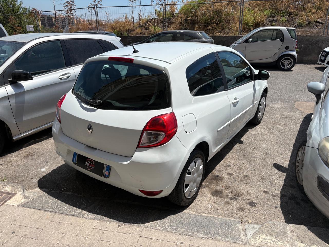 Renault Clio 1.2 16V 3 porte Dynamique