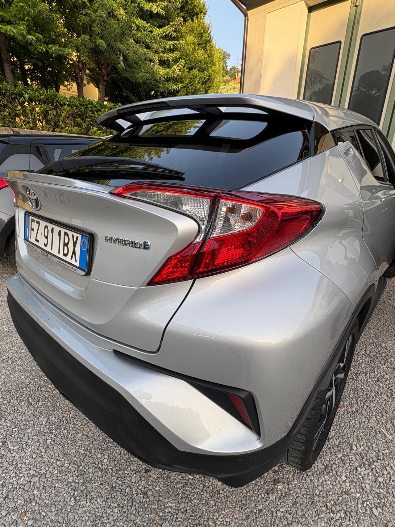 Toyota C-HR 1.8 Hybrid E-CVT Style+