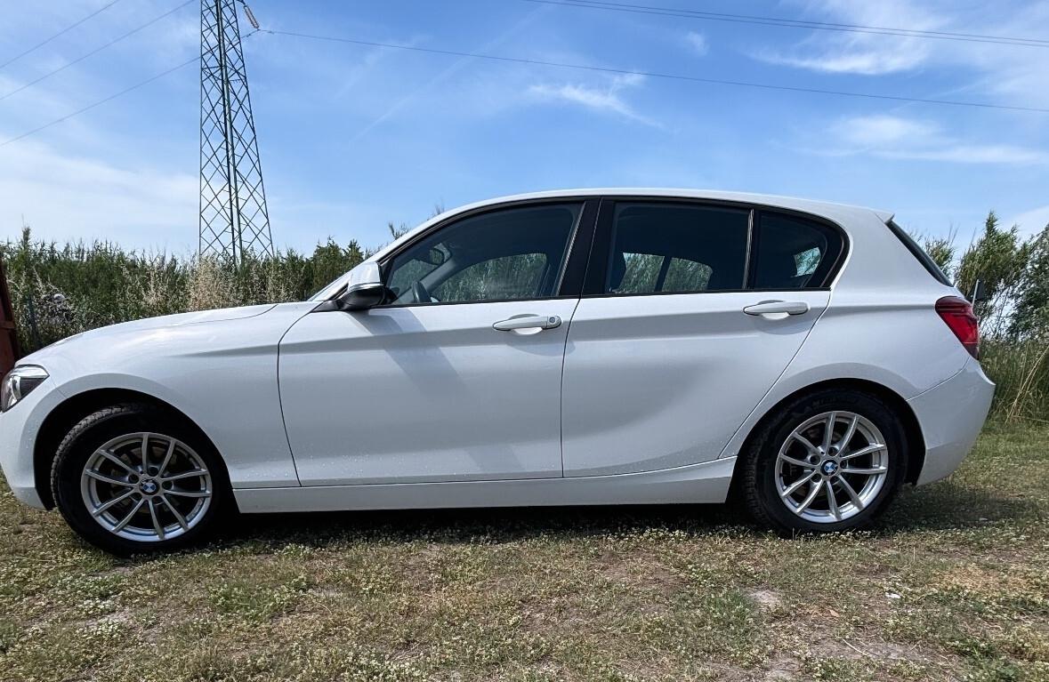 Bmw 116d 5p. Joy f20