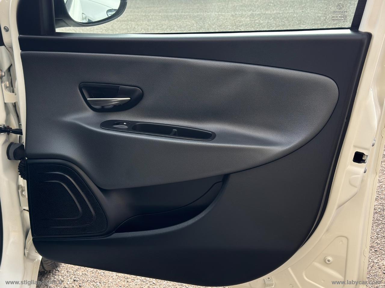 LANCIA Ypsilon 1.2 69 CV 5p.