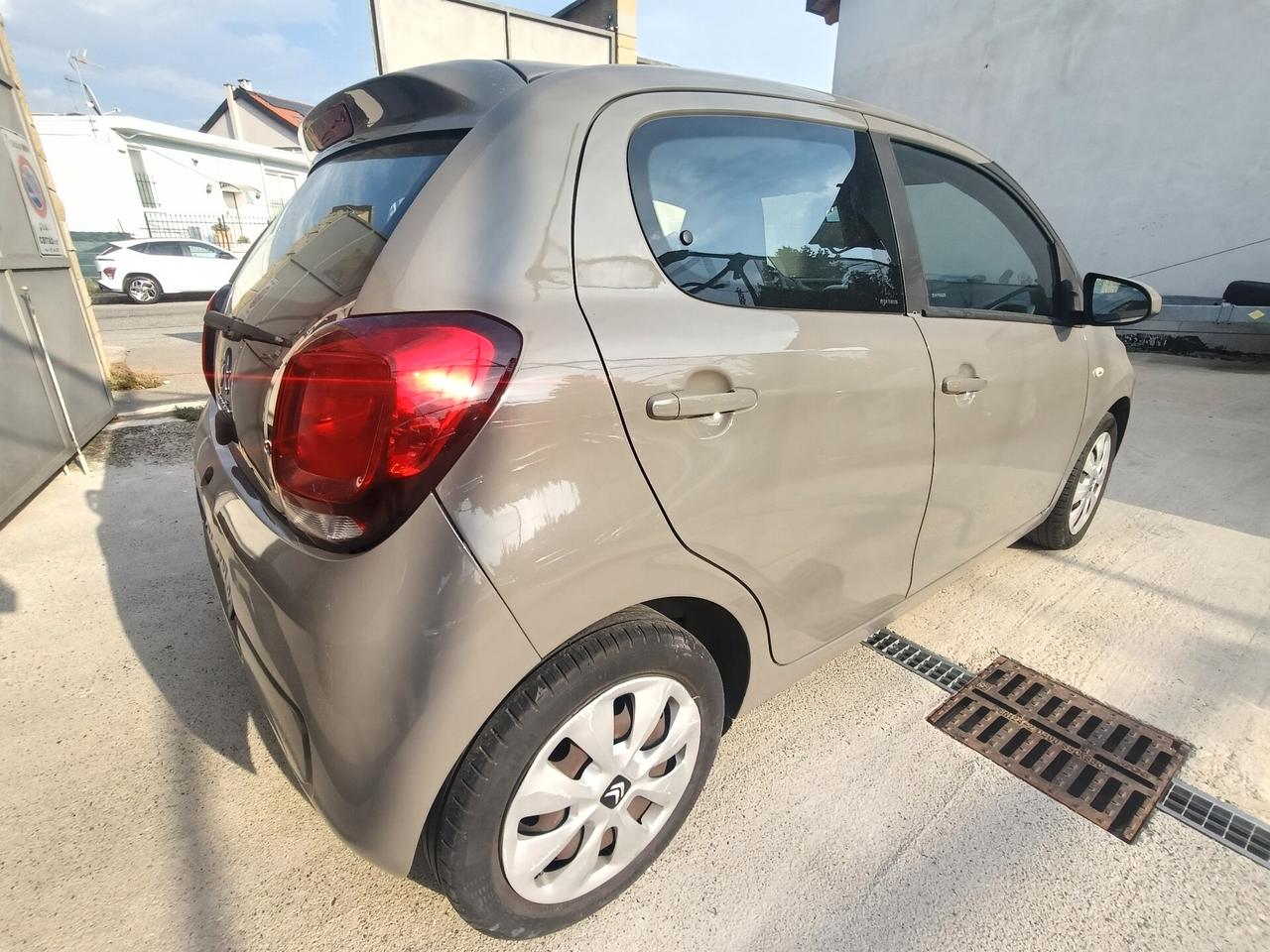 Citroen C1 PureTech 82 5 porte Shine