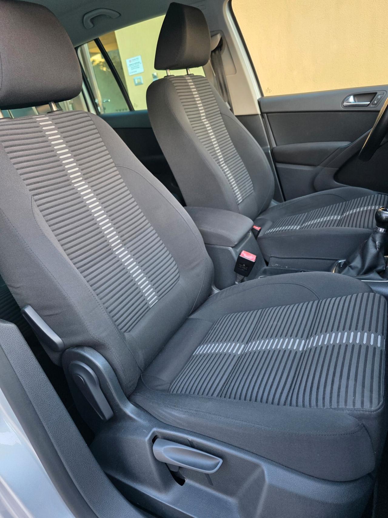 Volkswagen Tiguan 2.0 TDI DPF 4MOTION Sport & Style