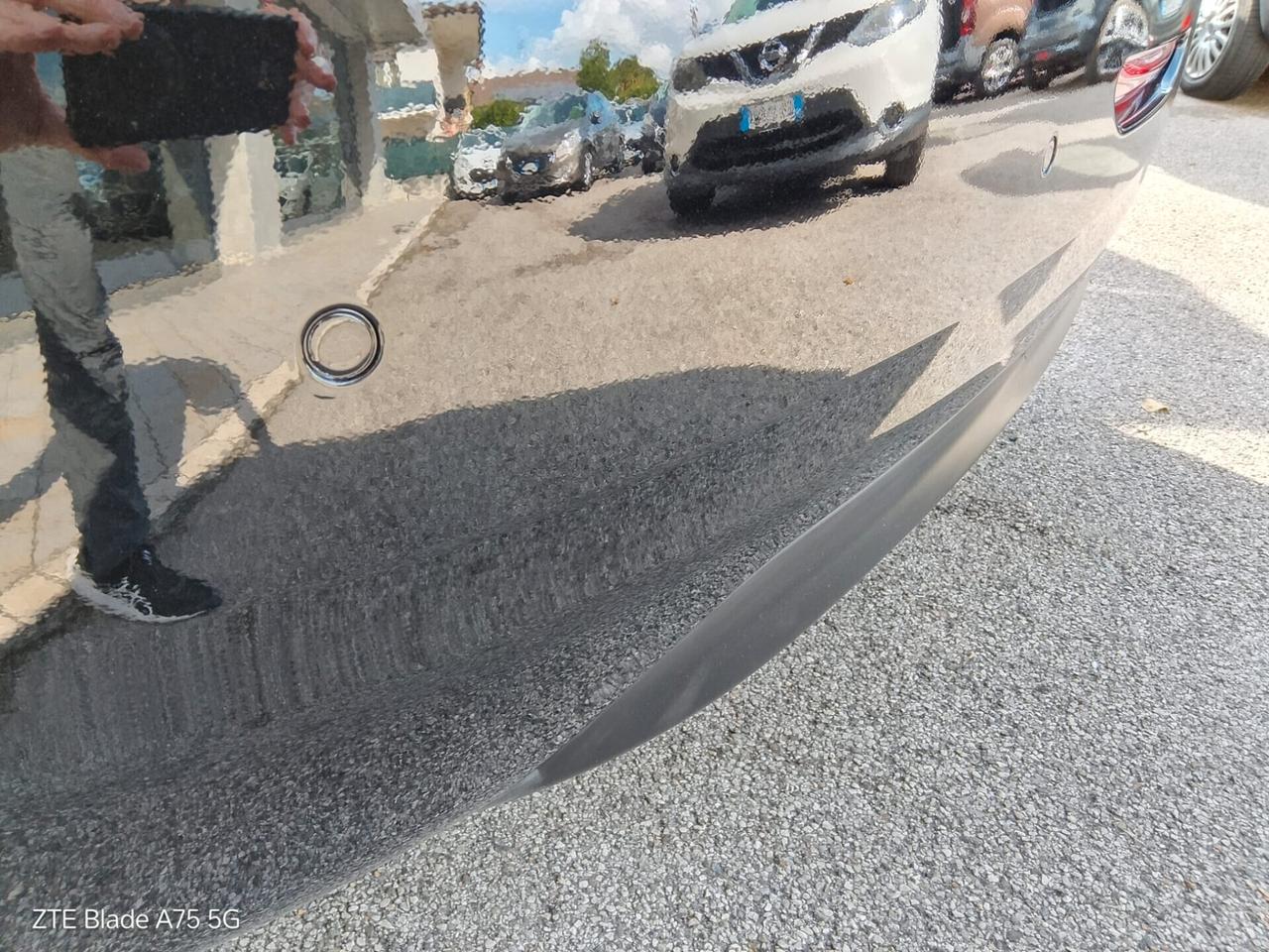 Peugeot 208 1.2 benzina Neopatentati