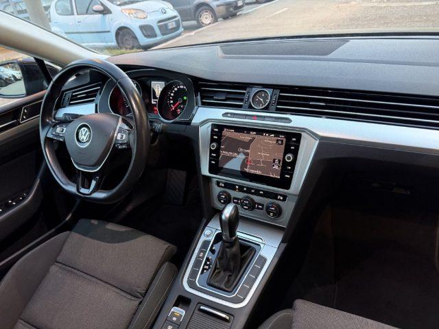 VOLKSWAGEN Passat Variant 1.6 TDI SCR DSG Business BMT HIGHLINE FULL