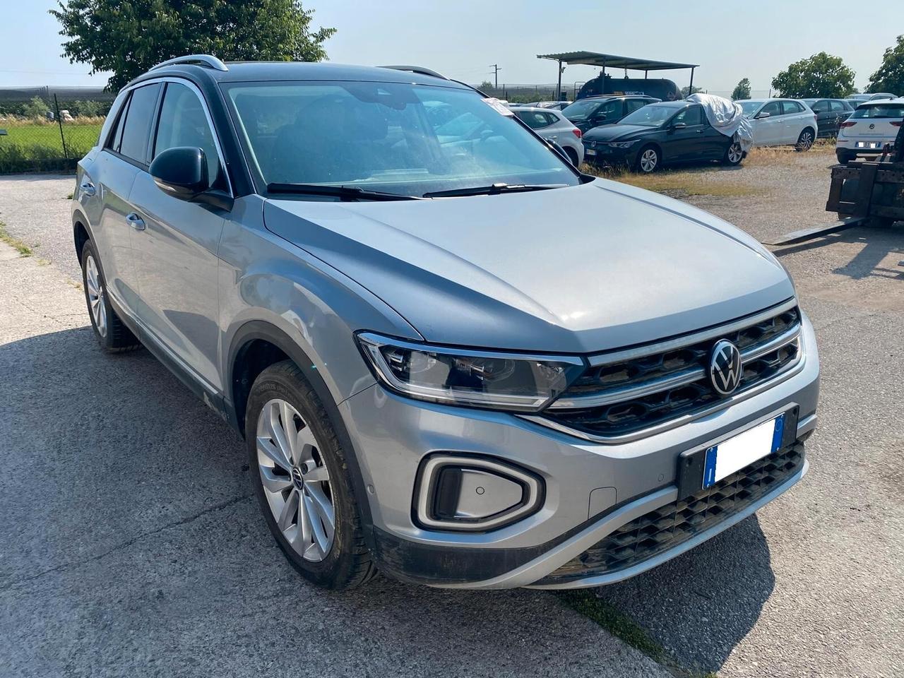 Volkswagen T-Roc 2022 1.0 tsi 115cv ALLUVIONATA