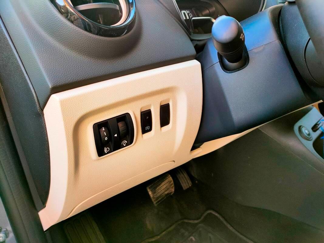 Renault Captur 1.5 dci Business 90CV - 45.290 KM