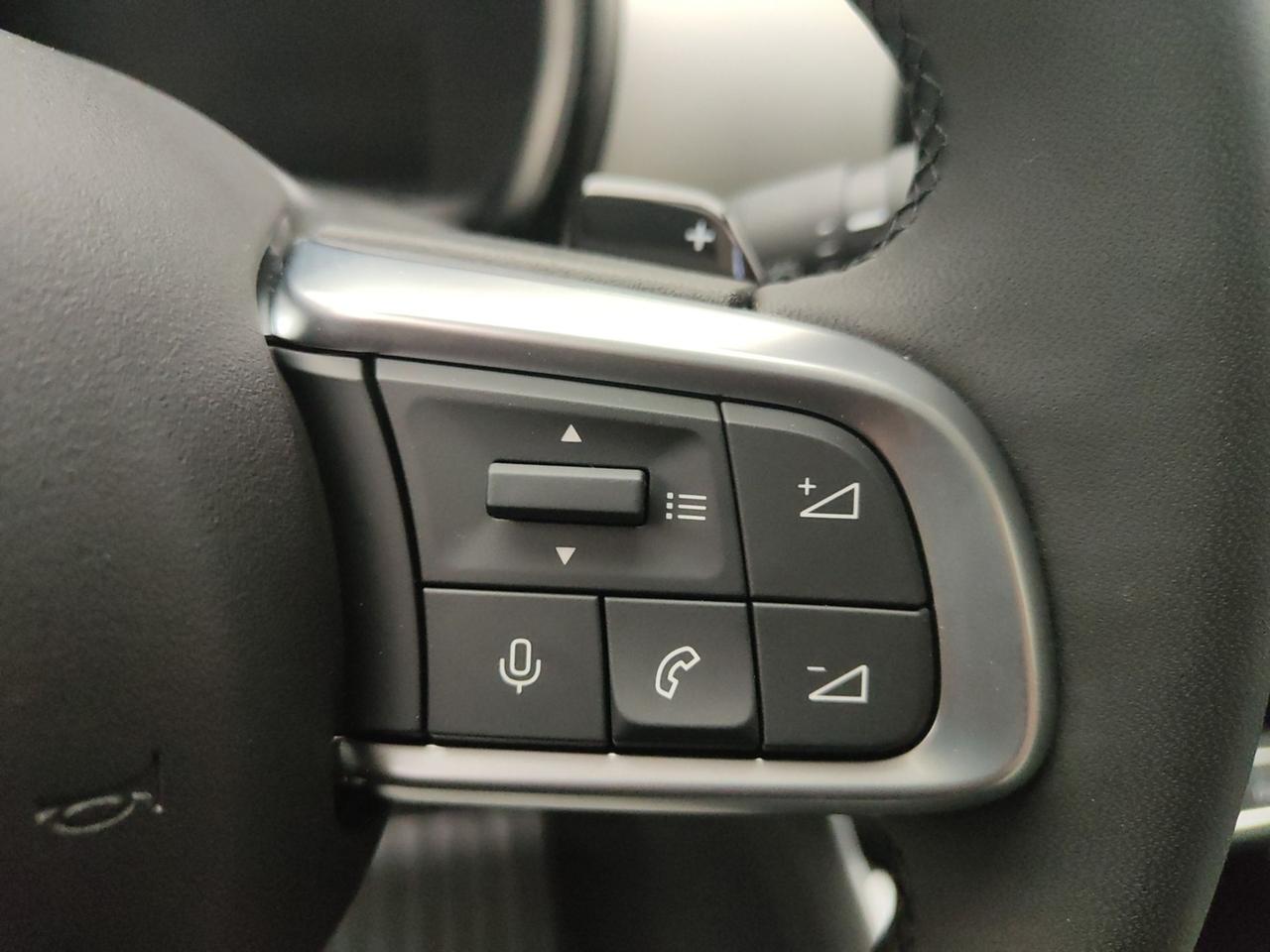 FIAT 600 IV 2023 1.2 MHEV 110CV DCT LA PRIMA