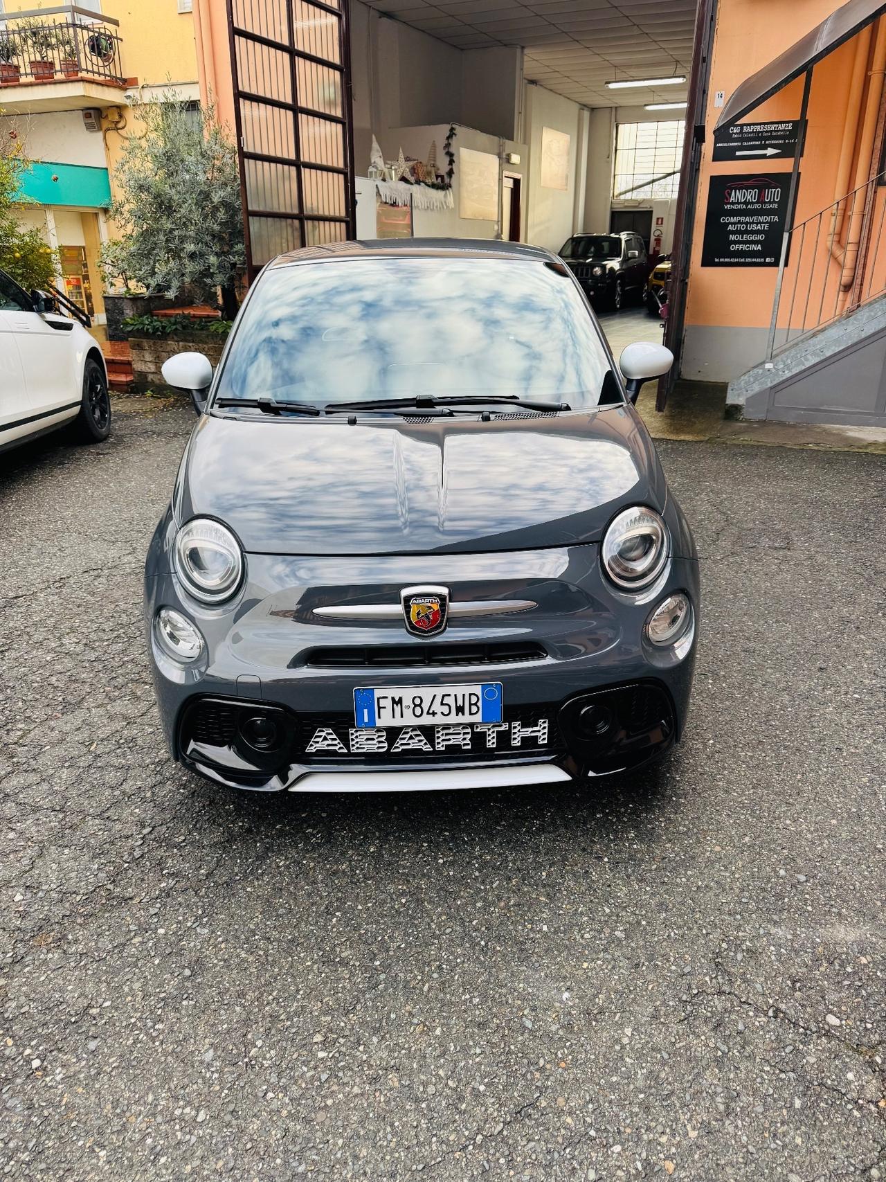 Abarth 595 1.4 Turbo T-Jet 165 CV Turismo