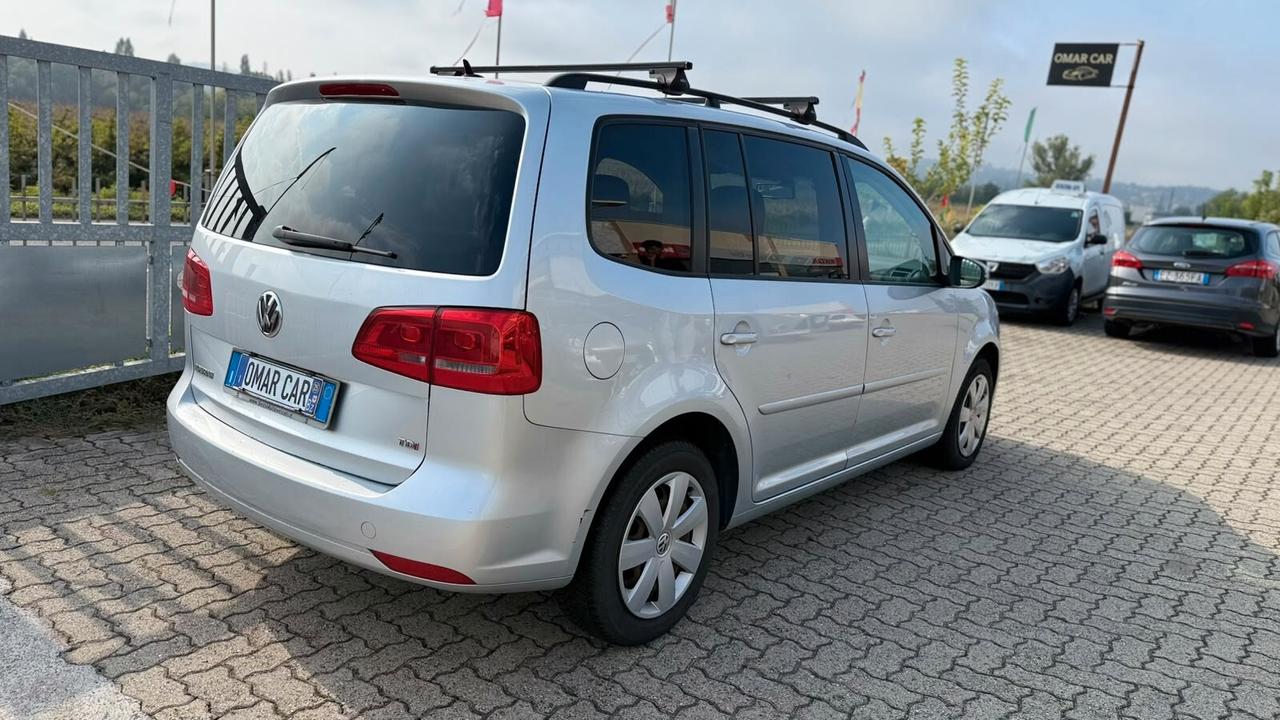 VW TOURAN 1.6 DIESEL 7 POSTI AUTOMATICO NEOP.