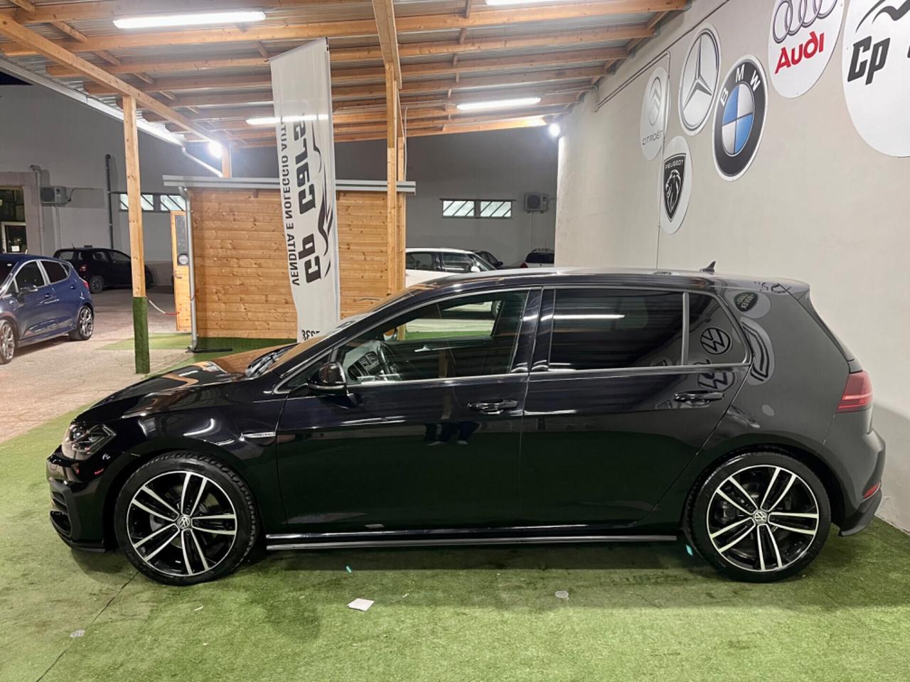 Volkswagen Golf GTD 2.0 TDI DSG 5p