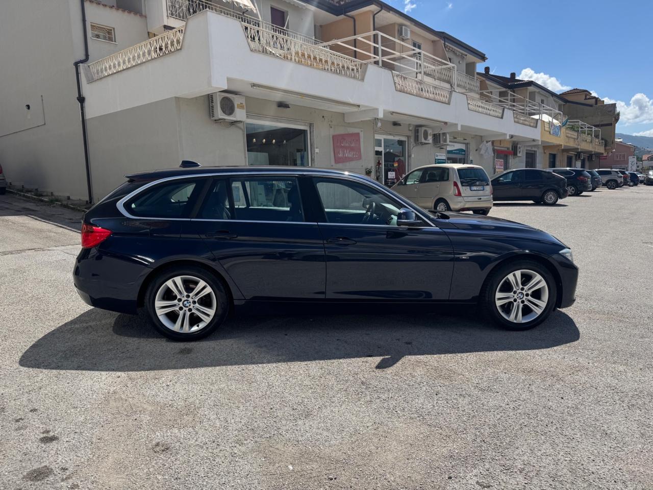 Bmw 320d Touring sport GARANZIA