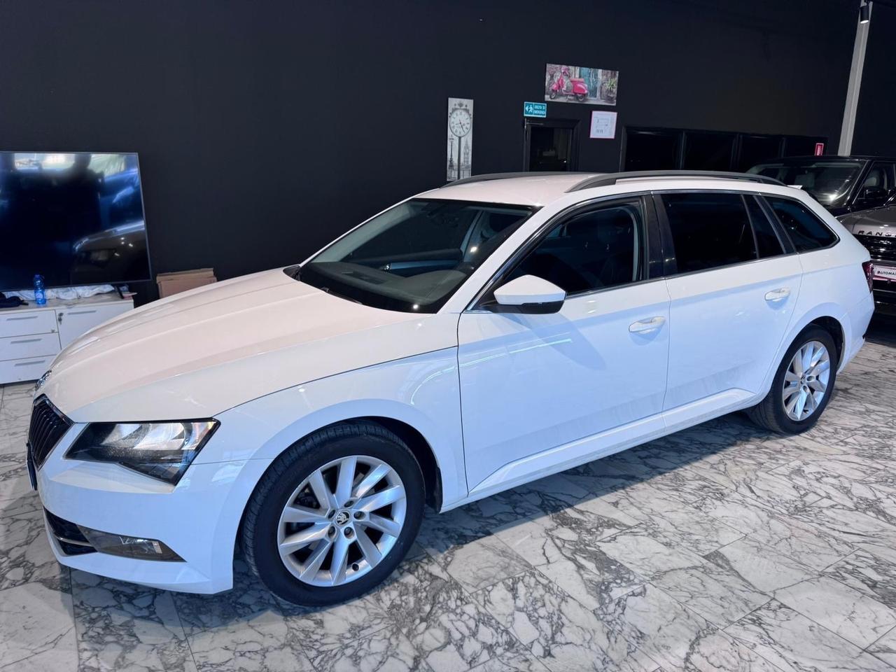 Skoda Superb 2.0 TDI 150 CV SCR DSG Wagon SportLine