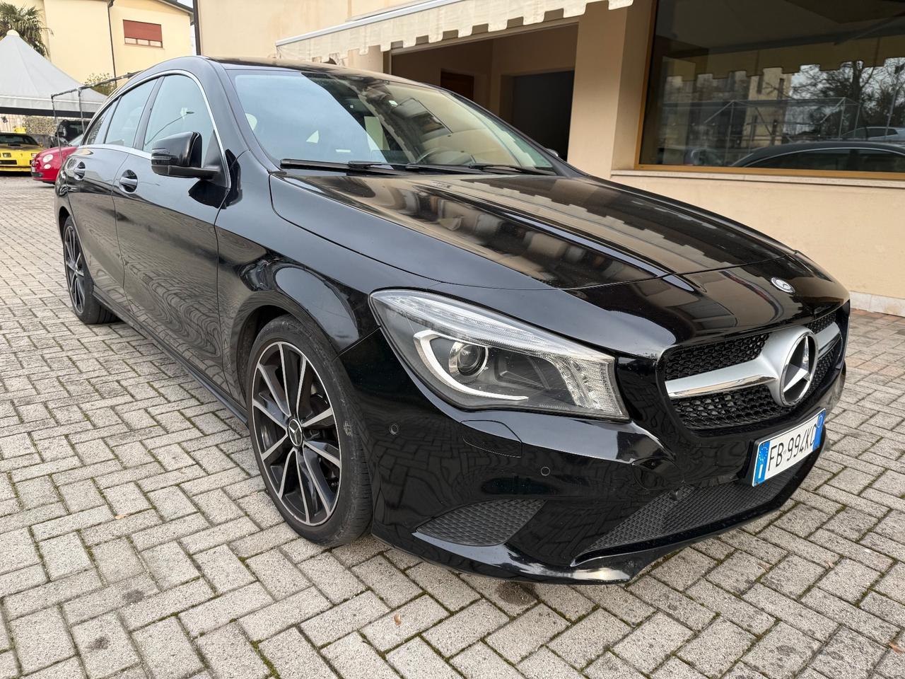 Mercedes-benz C 220 Dark night Premium