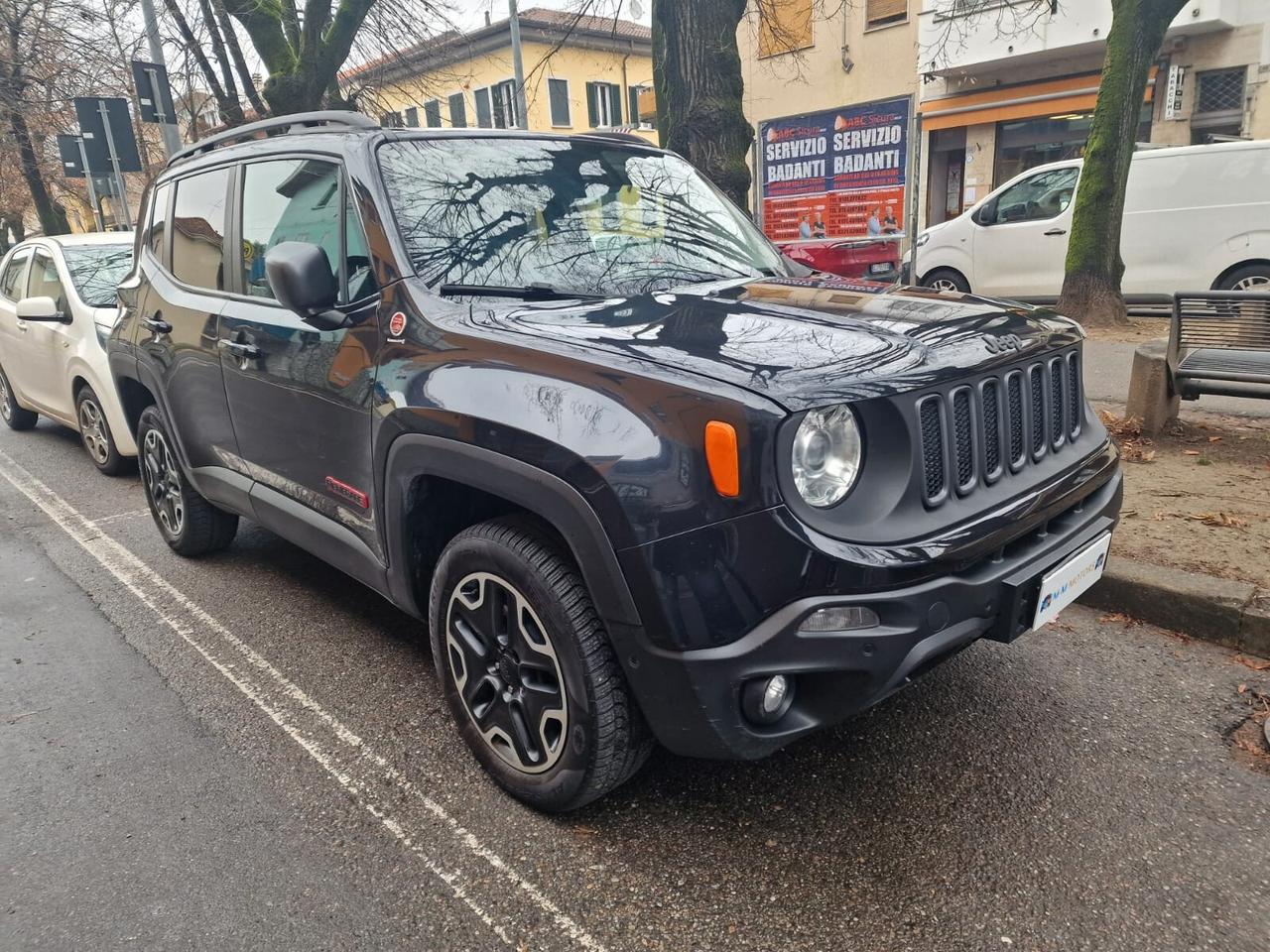 Jeep Renegade 170CV 4WD Trailhawk DISTRIBUZIONE NUOVA