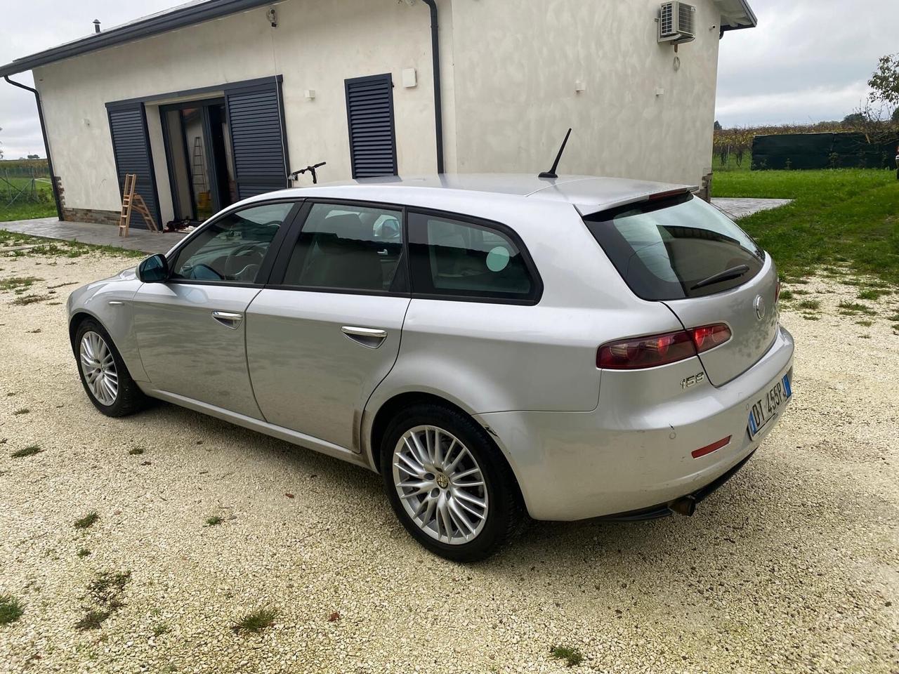 Alfa Romeo 159 1.9 JTDm 16V Sportwagon TI Q-Tronic