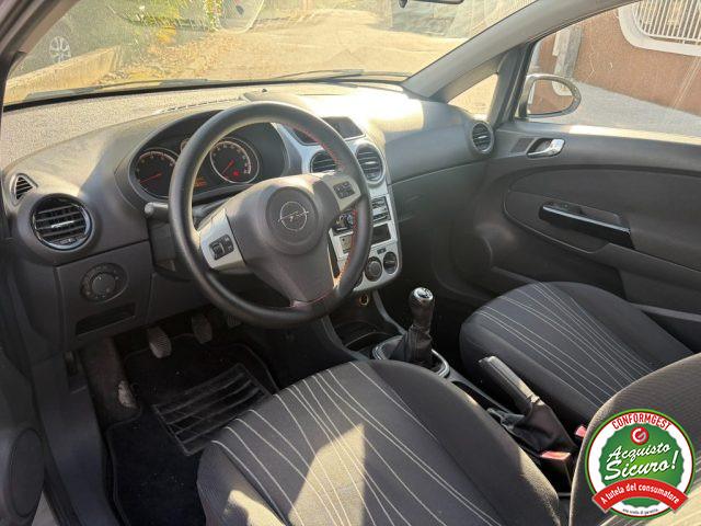 OPEL Corsa 1.2 3 porte Club